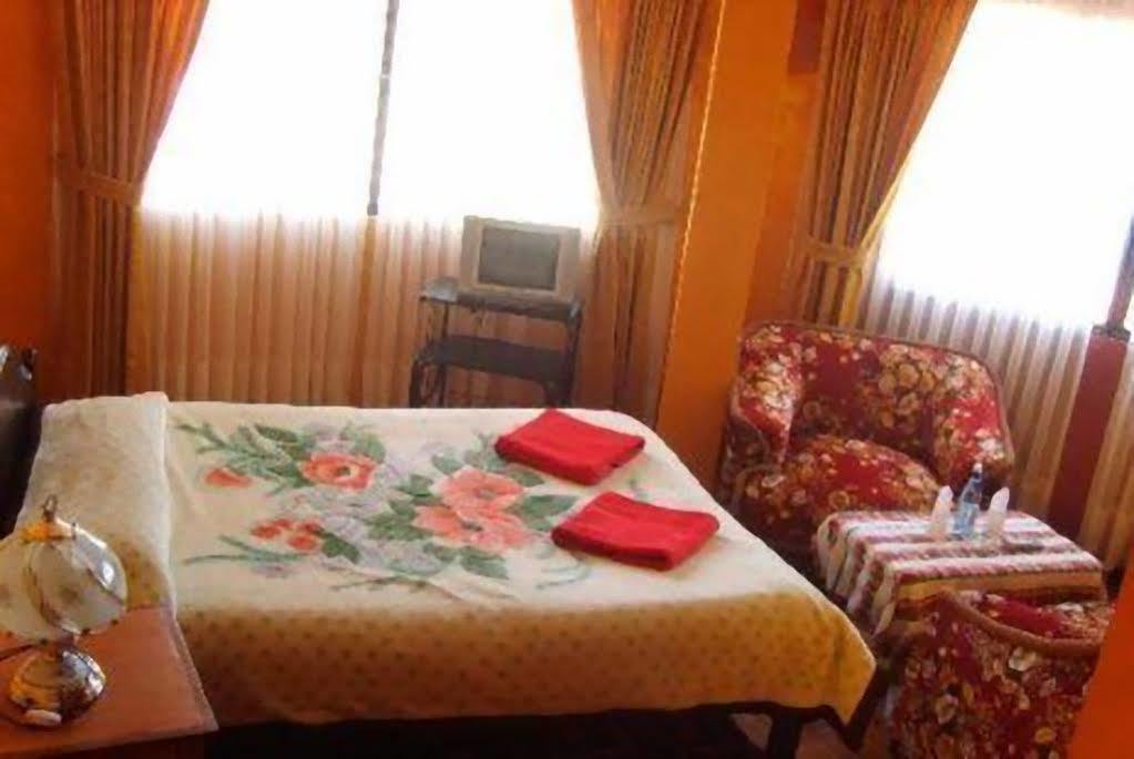 Hotel Utama Copacabana  Kültér fotó